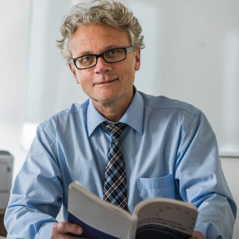 Prof. Dr. Johannes Caspar